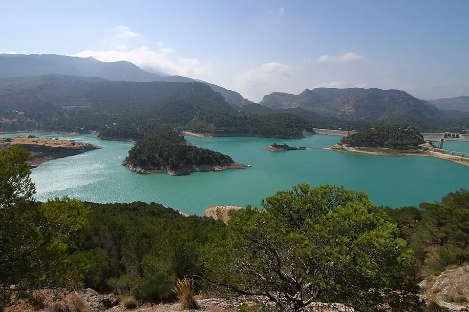 El embalse del Guadalhorce, junto a Ardales.