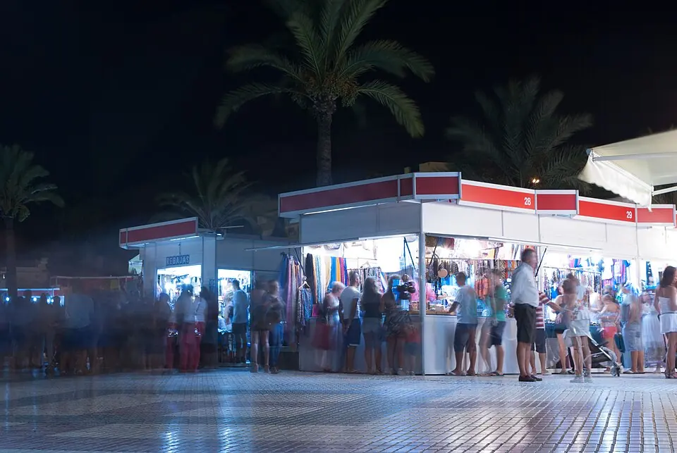 El paseo marítimo de Torre del Mar.